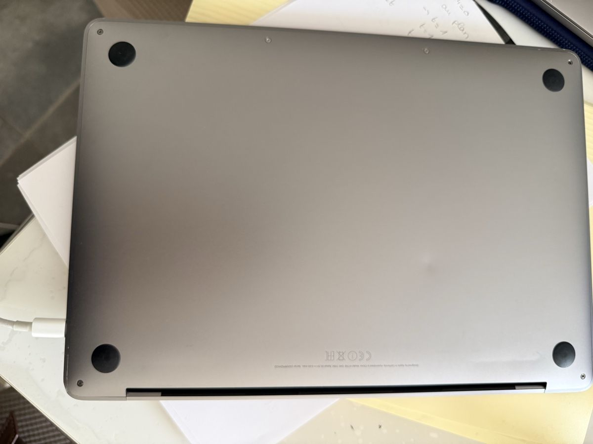 Apple PC: Lot de 4 MacBook Pro de 2017 – Difettoso da La Chaux-de-Fonds venduto da hed_27yb 2