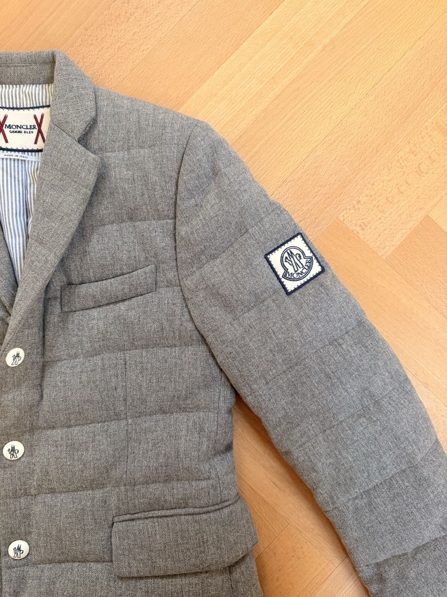 Moncler Giacche: Moncler Gamme Bleu Blazer Winter Jacket, grey, size 1 – Usato da Zürich venduto da annaballerina97 1