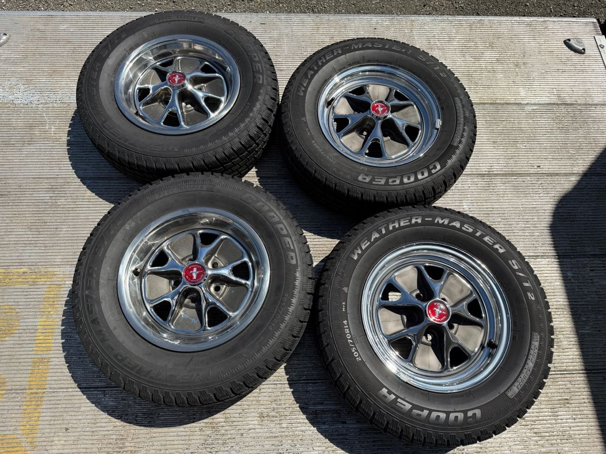 Pneumatici & Ruote complete: 4 Kompletträder Felgen Ford Mustang Oldtimer – Usato da Oftringen venduto da A.Josef