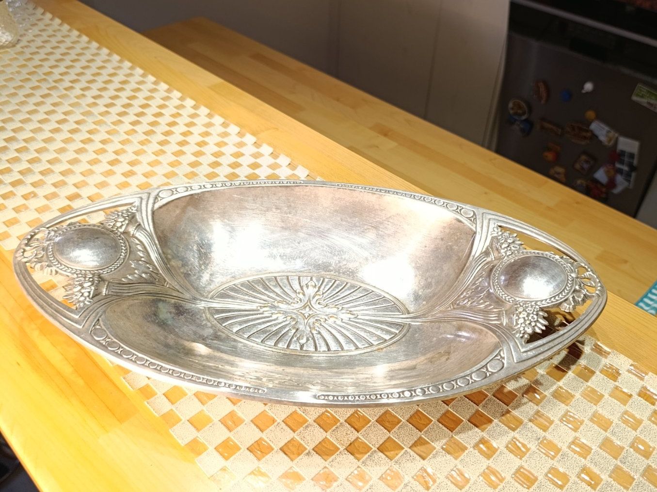 Piatti di portata: Jugendstil versilberte Opstschale Servierplatte um 1900j – Usato da Steffisburg venduto da 1.Schmuckschatulle 1