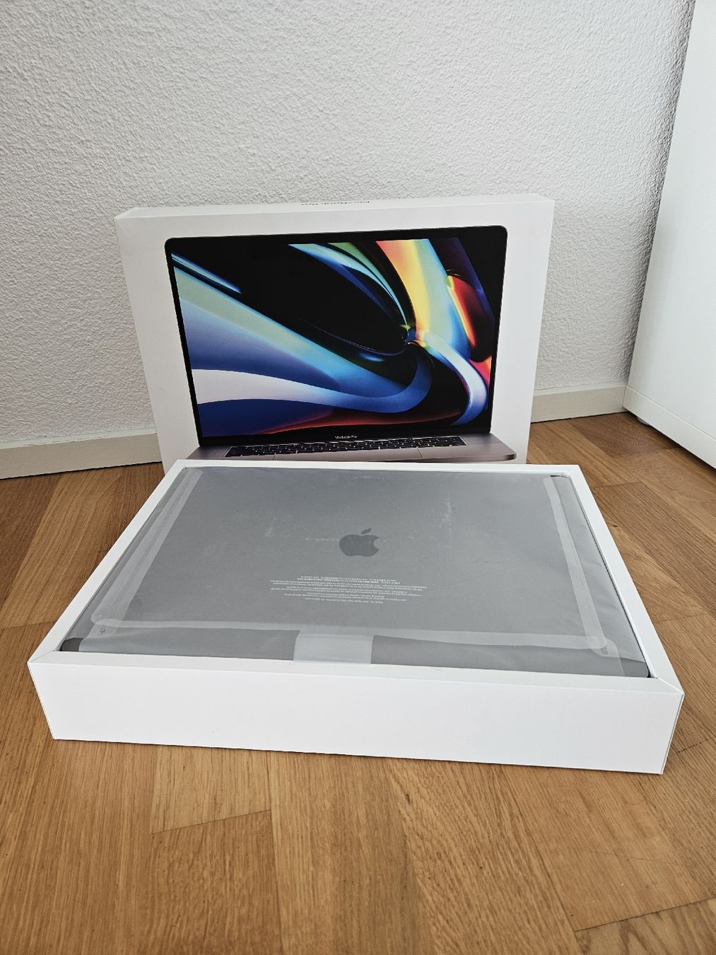 Apple Notebooks: MacBook 16 Pro 2019 – Defekt aus Roggwil BE von Hr.Gustav 2