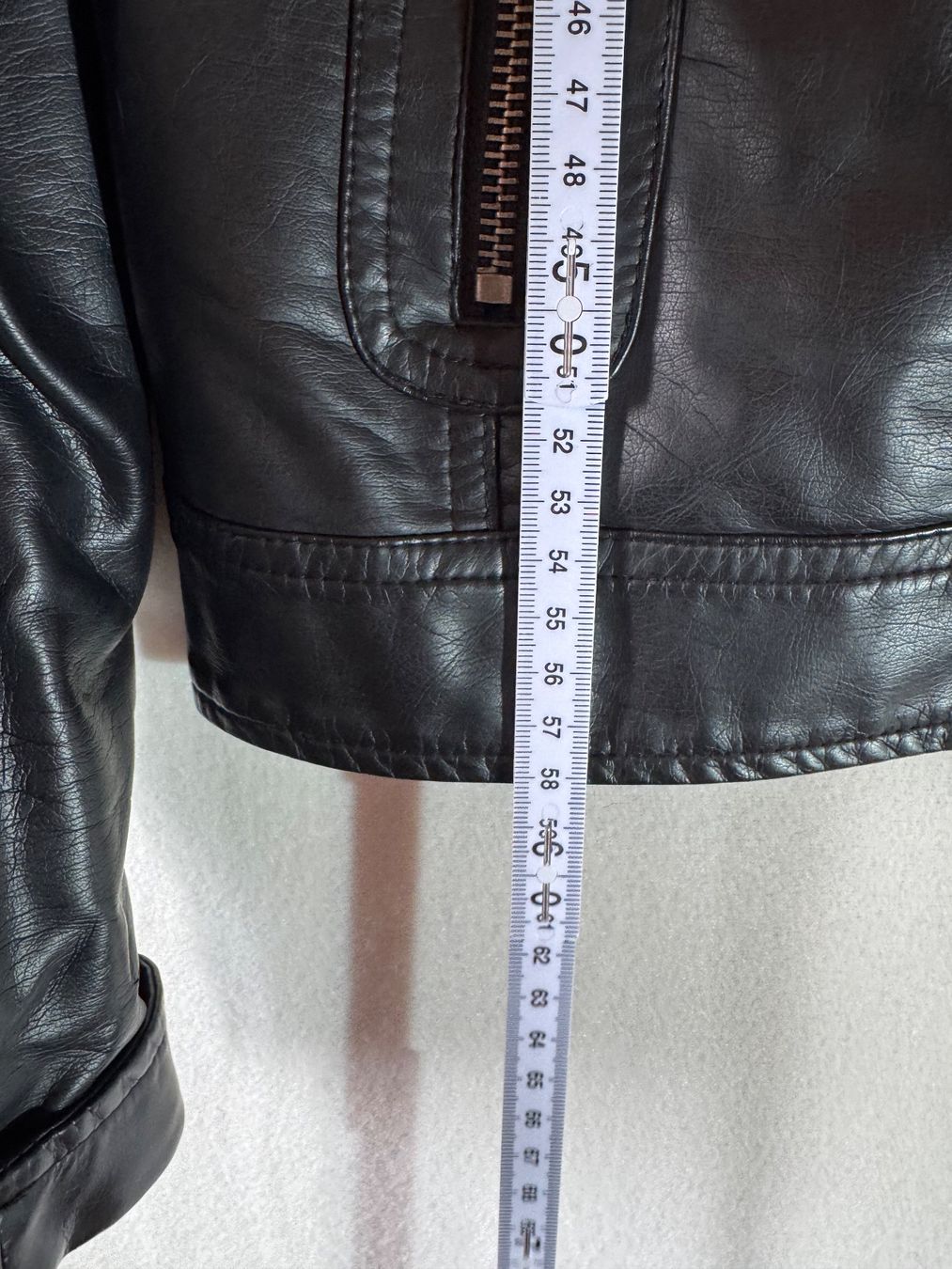 Jacken: schwarze Kunstlederjacke even & odd Gr.S – Gebraucht aus Grosswangen von second_hand_dress 2