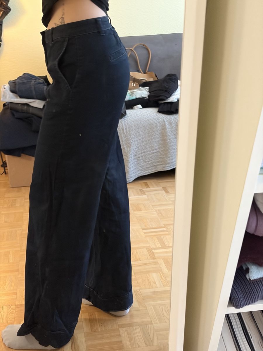 Jeans: My Essential Wardrobe Jeans – Usato da Basel venduto da pau_w9yw 1