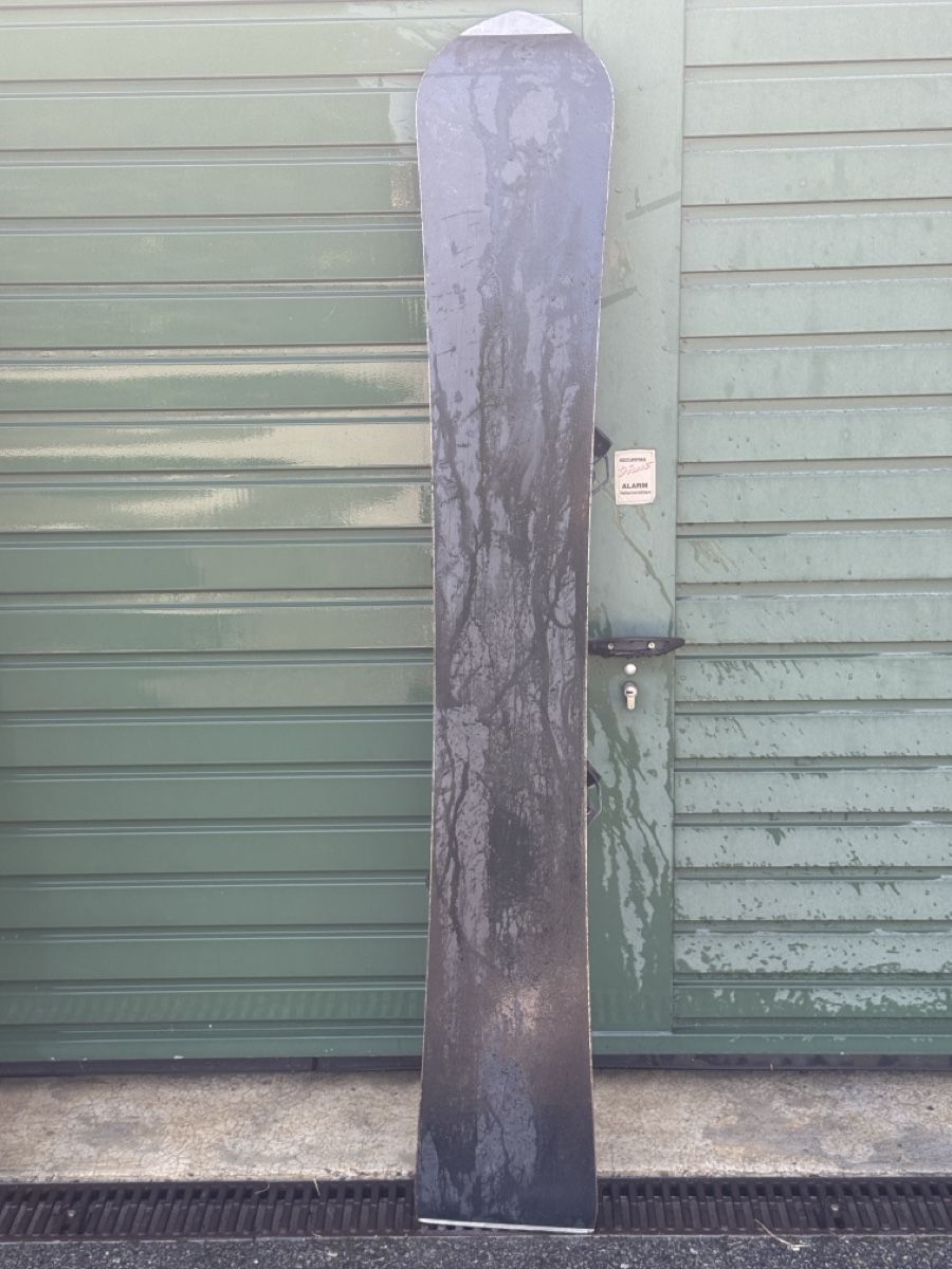 Board: Planche de Snowboard Lacroix Falcon 154cm, fixations Wombat – Usato da Chêne-Bougeries venduto da Olidemie 1
