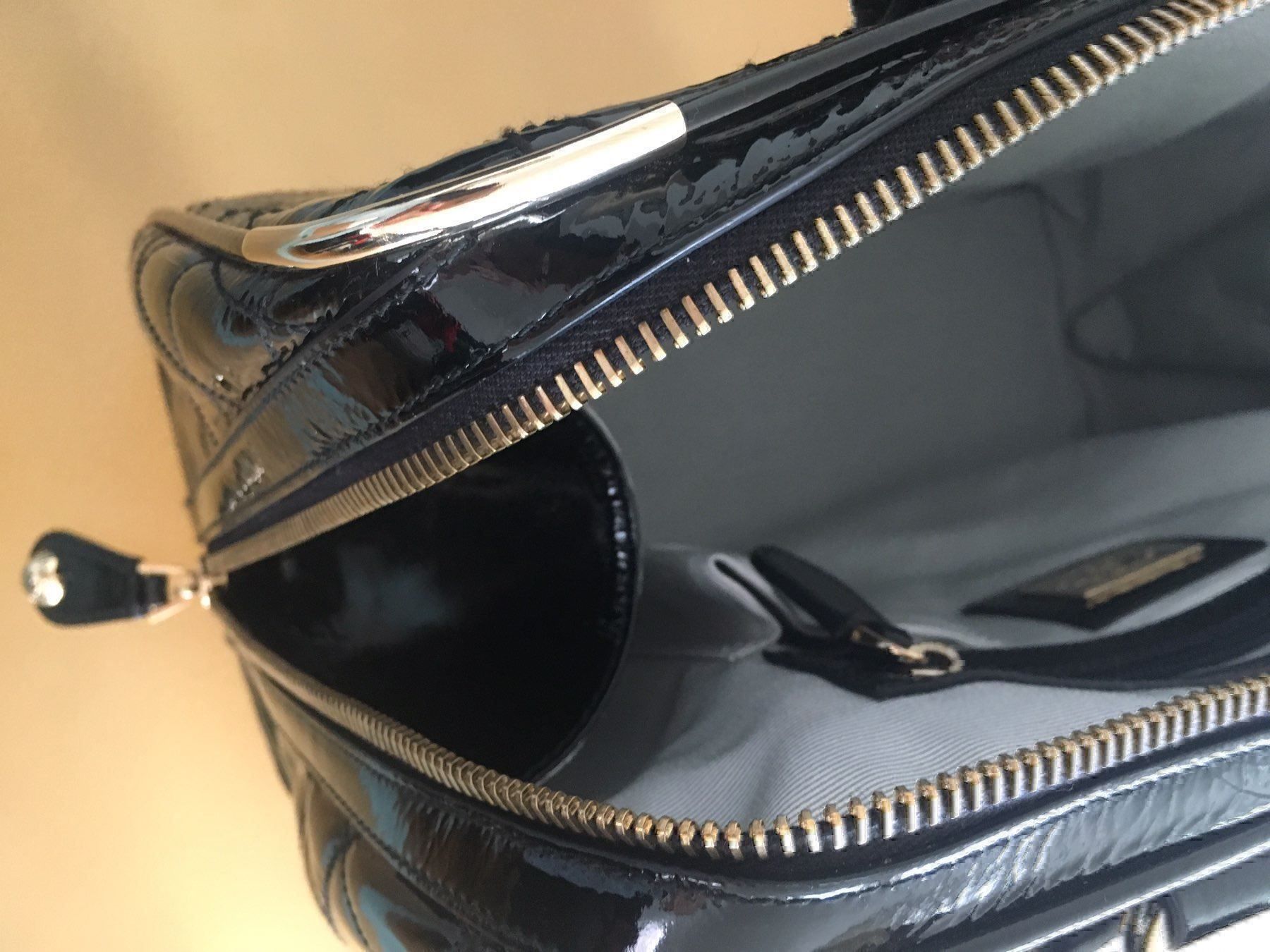 Bally Borse da donna: Bally Tasche Gross, Lackleder Neu! – Nuovo (secondo la descrizione) da Luzern venduto da annabelle25 7