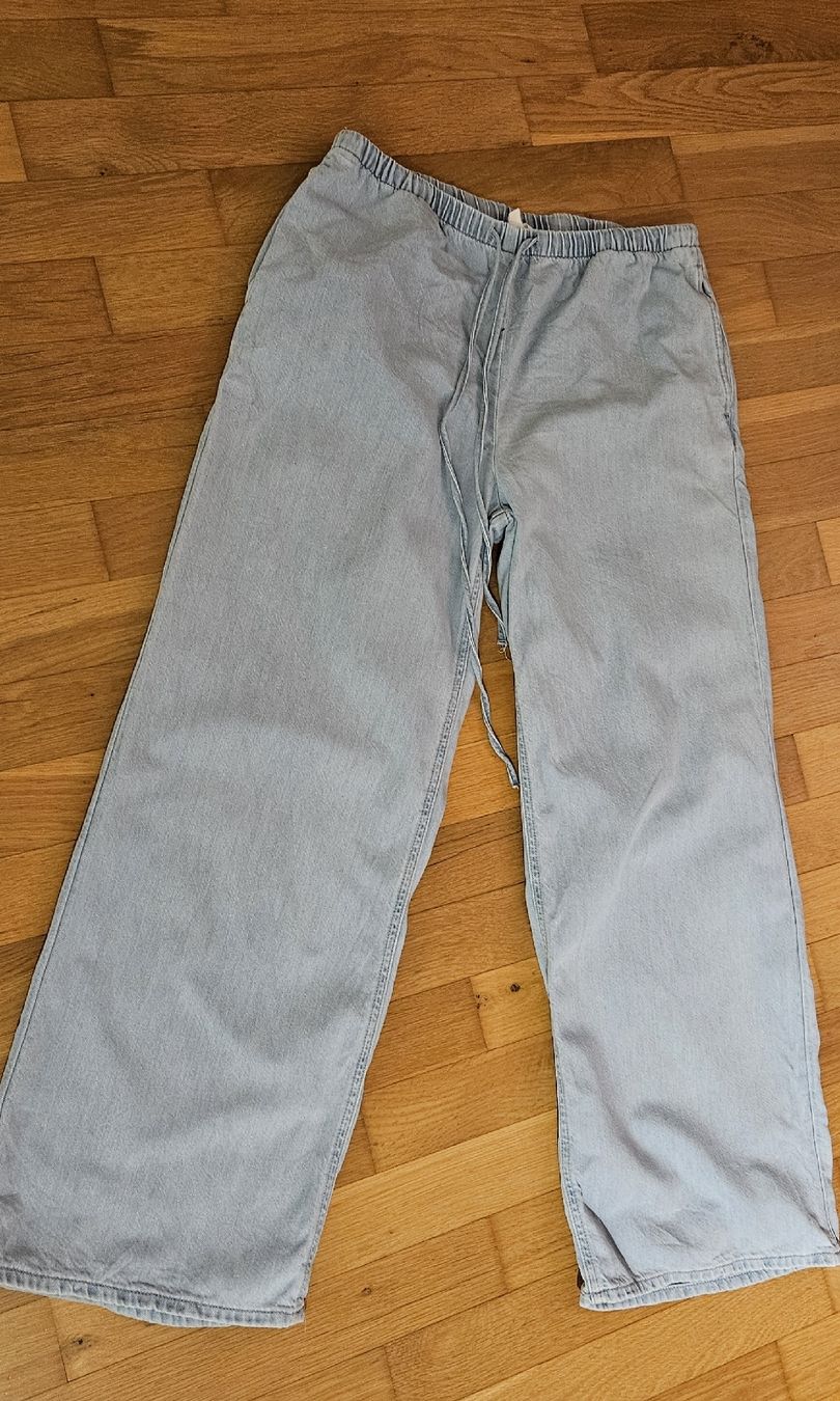 H&M Jeans: Sommerhose, Jeans Gr. M – Usato da Engelburg venduto da Joana87