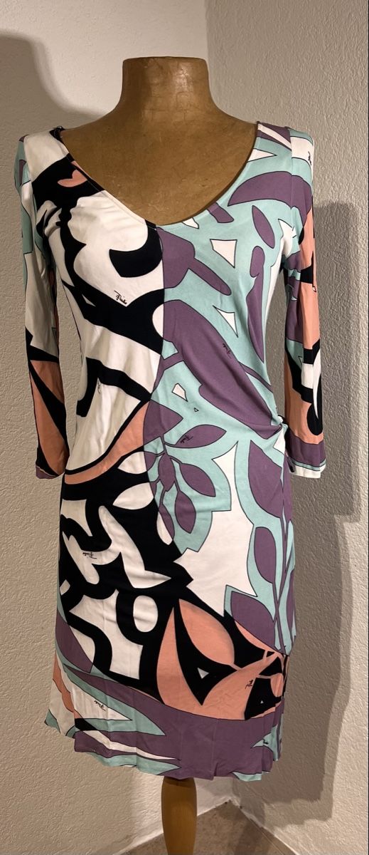 Emilio Pucci Robes: Robe Emilio Pucci – D'occasion à St-Pierre-Clages par ste_xk6p 1