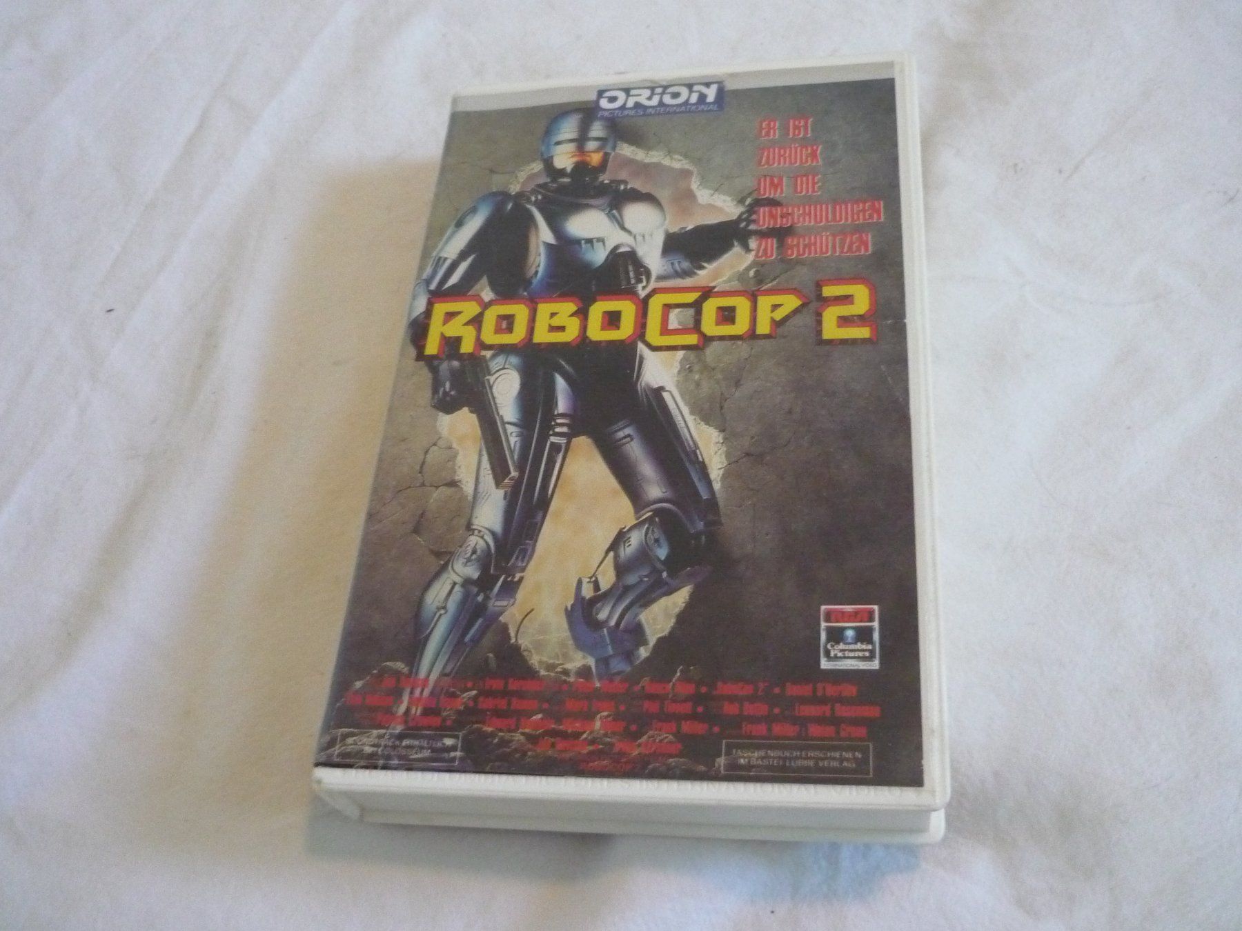 Tutti i VHS: VHS Videokassette - Robocop 2 – Usato da Beringen venduto da zzRegal