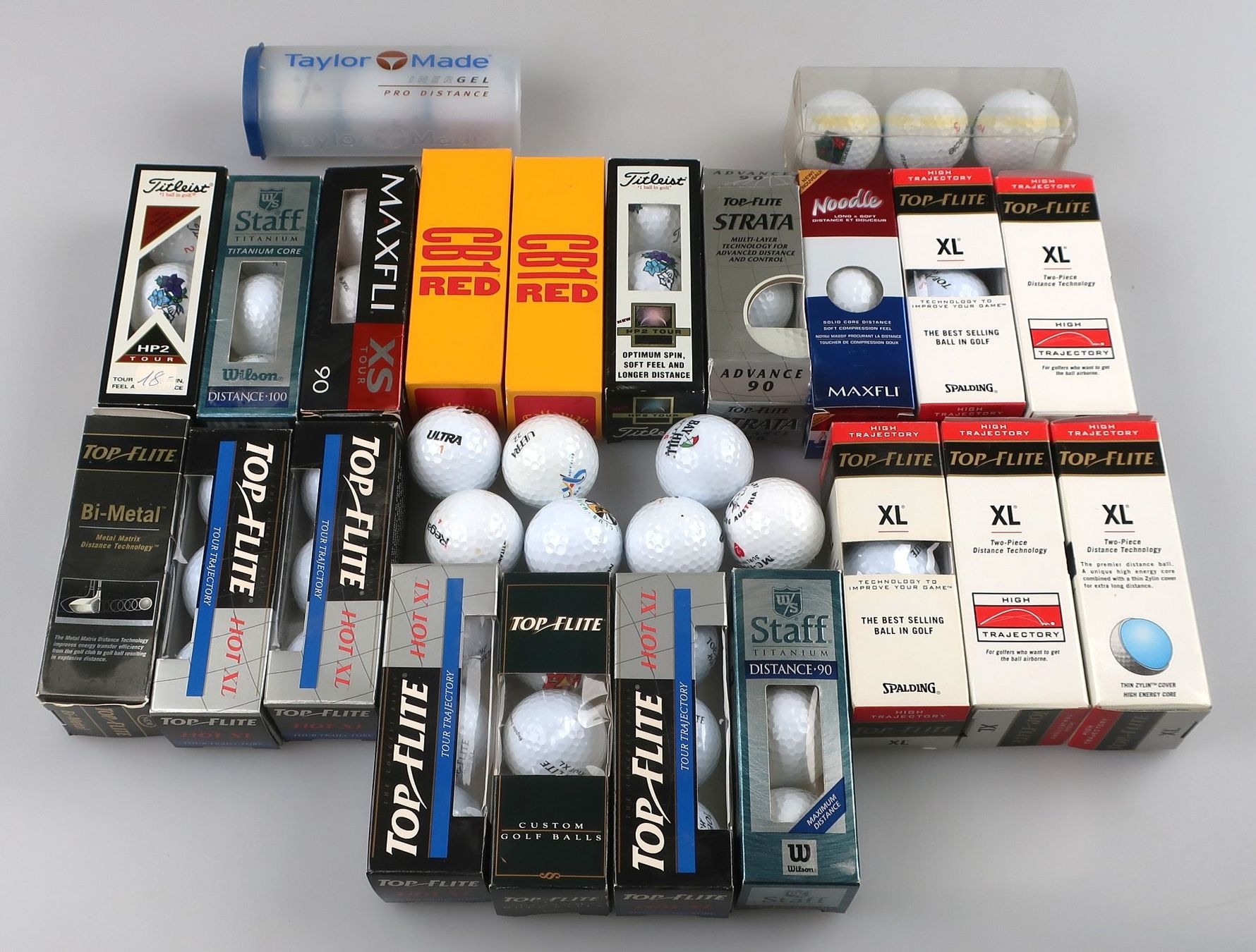 Palloni: Glosse Sammlung an Golfbällen – Usato da Volketswil venduto da brockipfannenstil