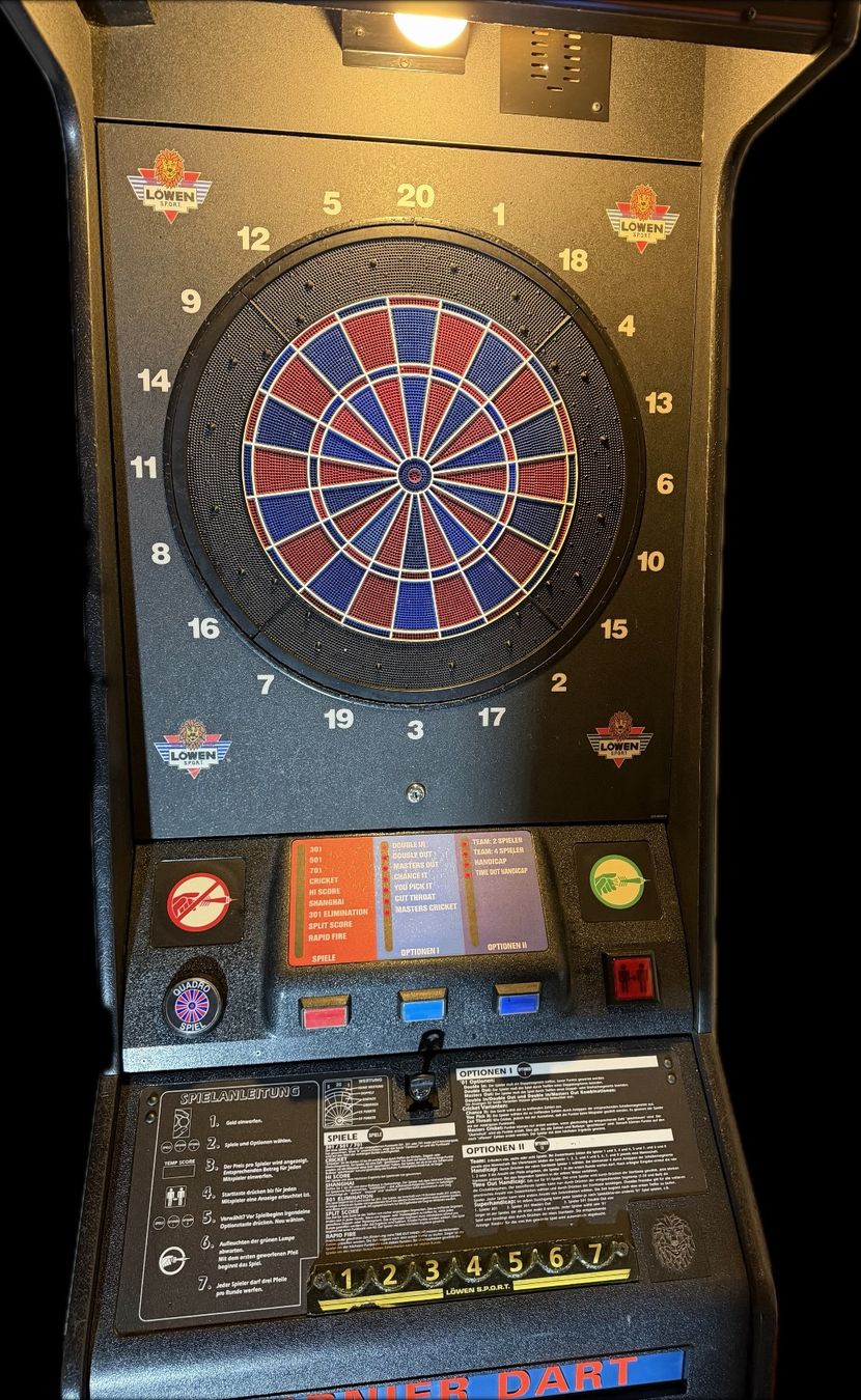 Slot Machine: Löwen HB8 Turnier-Dartautomat – Usato da Zürich venduto da Syossmen 1