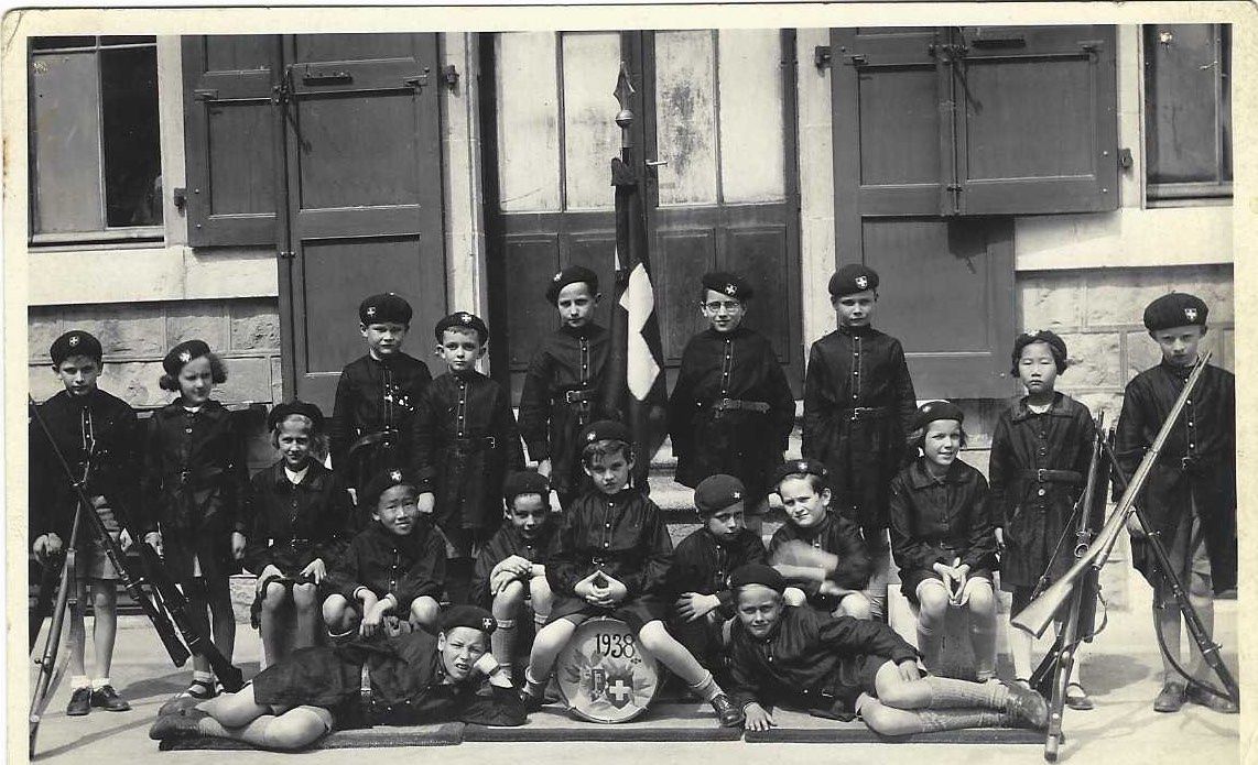 Cartoline postali: Section de cadets 1938 GF Heimatschutz Genève ? – Usato da Brenles venduto da hello1063