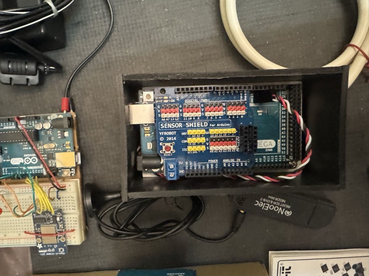 Arduino Elektronikbauteile: 2x Arduino Set mit 40 Sensoren – Gebraucht aus Uerikon von Metavita 4