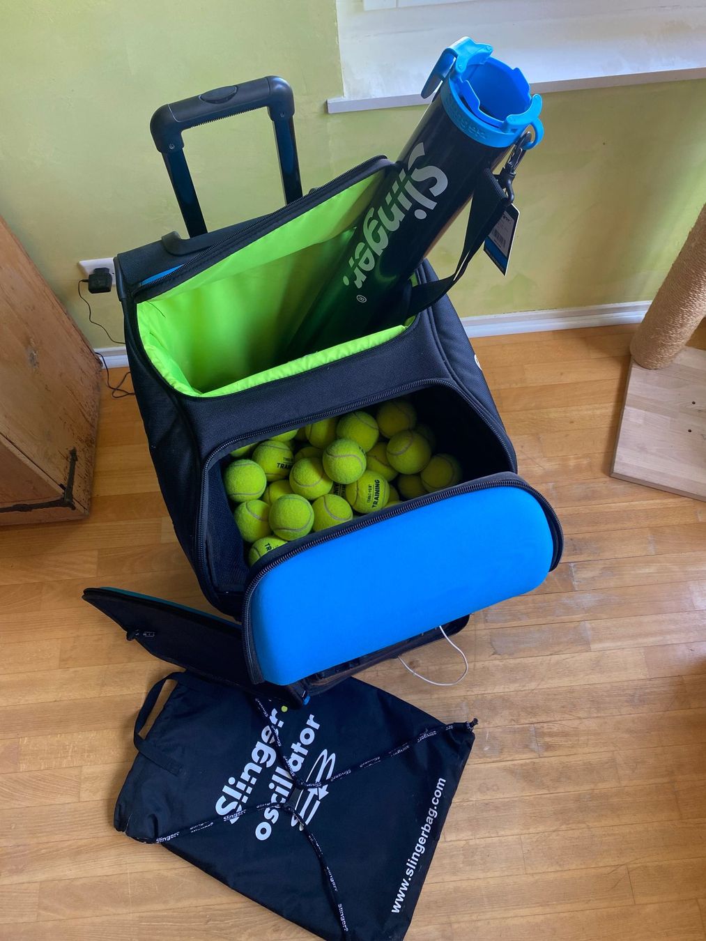 Alle Maschinen: Slinger Tennisballmaschine – Gebraucht aus Zürich von Mameli1 1