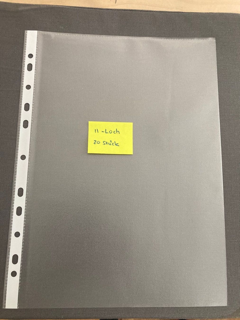Couverts & Versandtaschen: Büromaterial - Zerigetaschen - Hängemappen – Neu (gemäss Beschreibung) aus Thalwil von figueres