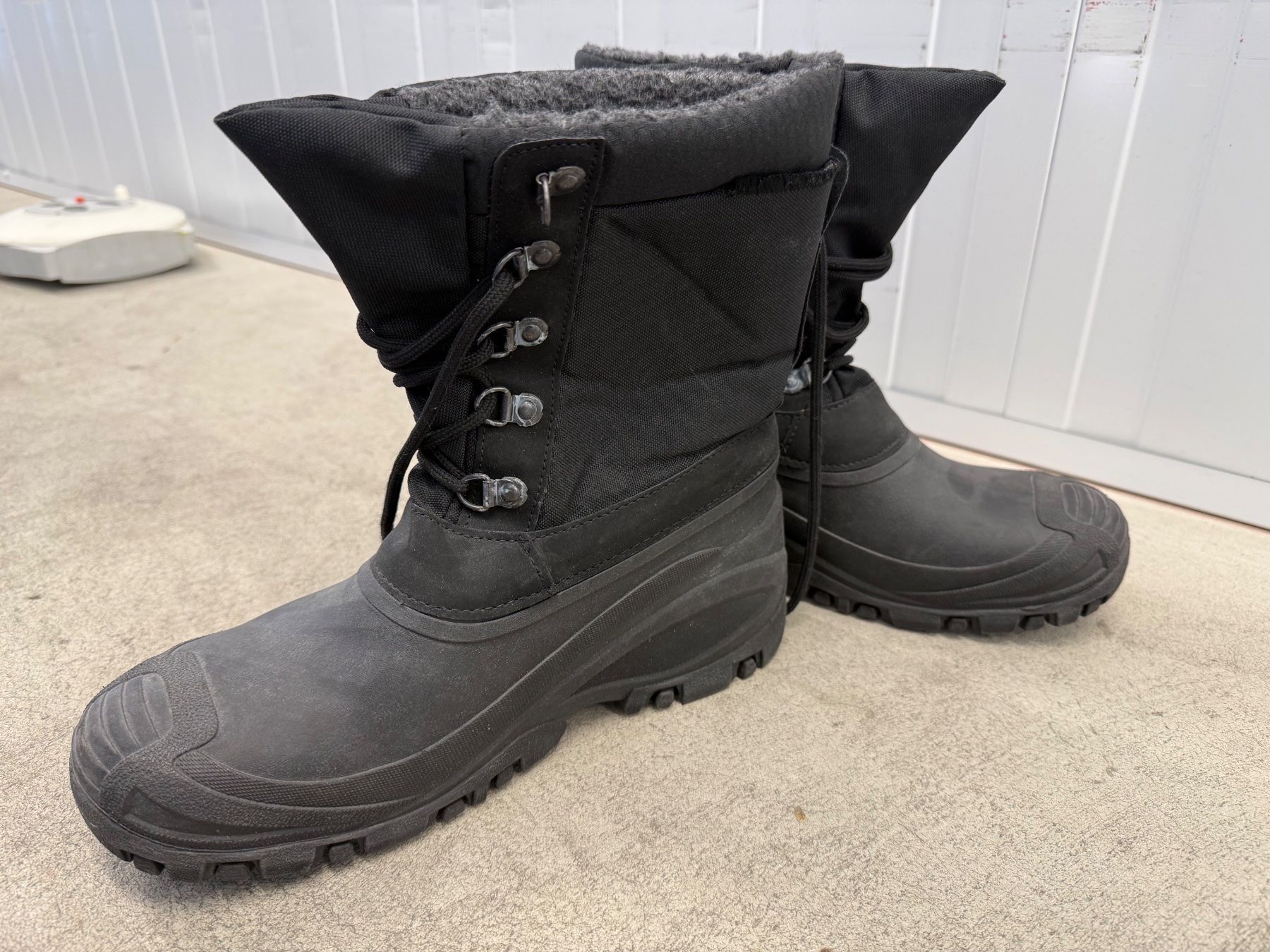 Herrenschuhe: Drei Paar Schuhe – Gebraucht aus Zürich von guille.arg
