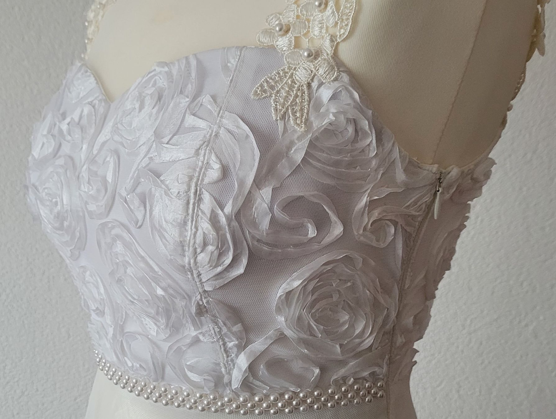 Robes: traumhaft schönes Brautkleid – D'occasion à Herisau par Yyyoga 4