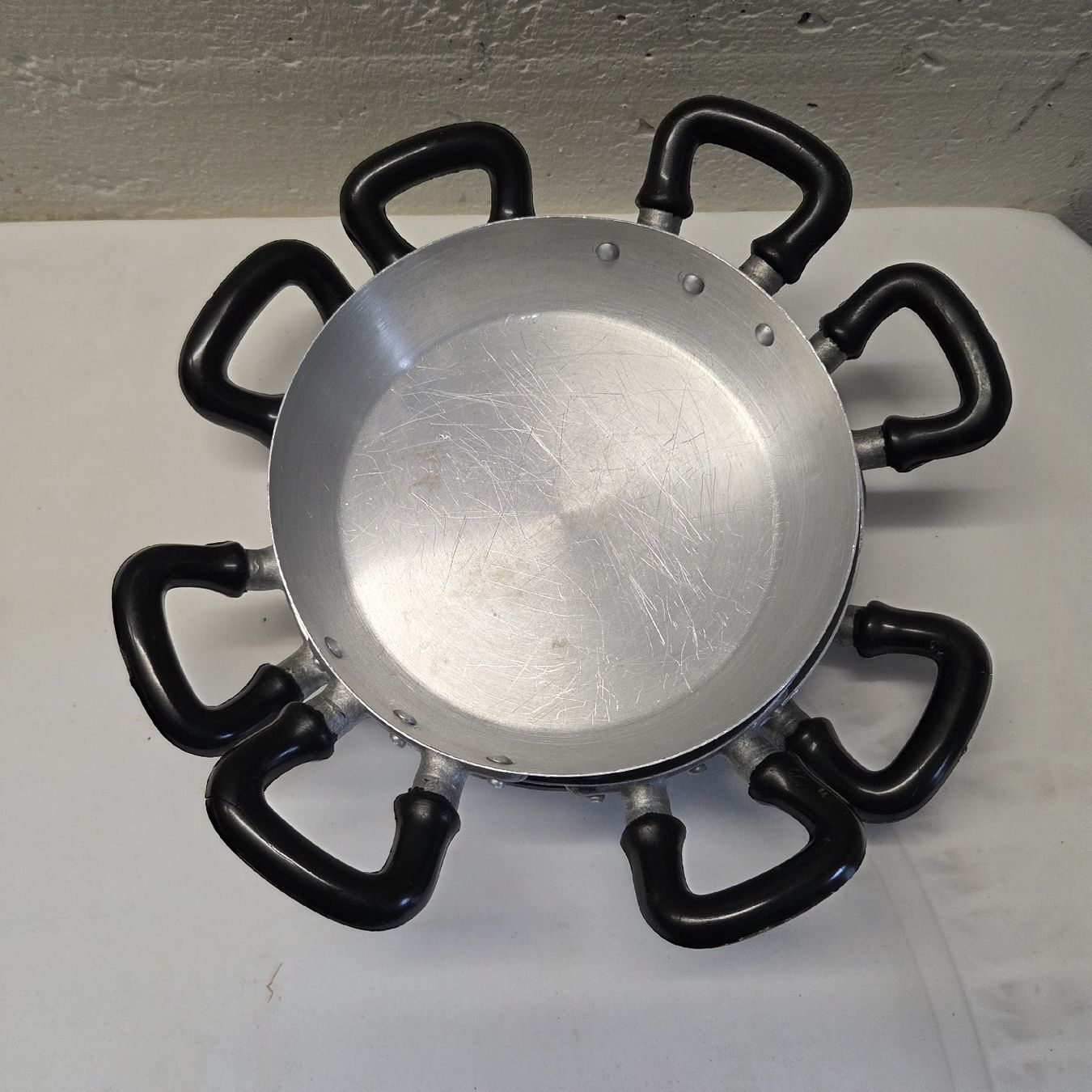 Padelle: 4 Servierpfannen Aluminium  – Usato da Stans venduto da Ducati16 4