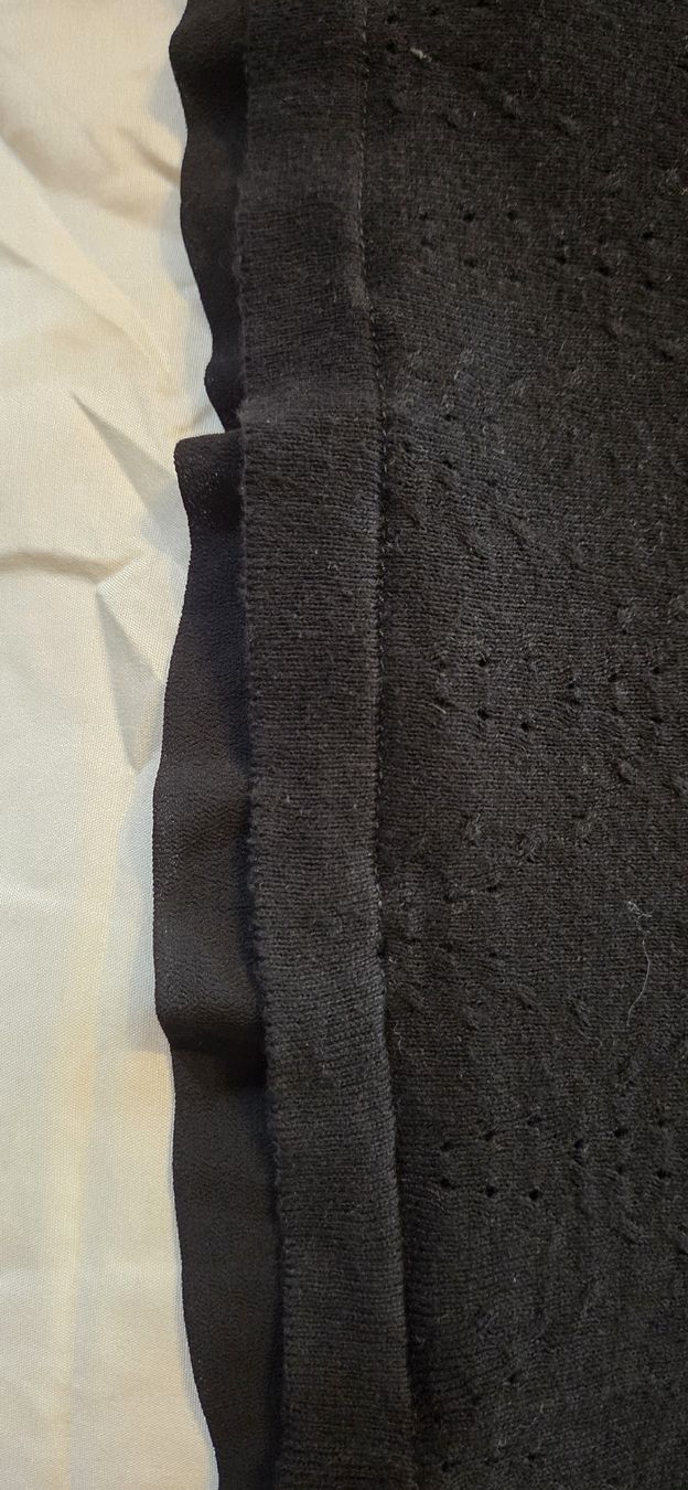 Nile Pullover & Sweatshirts: Schwarzer Nile Pullover , Gr. S, grösser – Gebraucht aus Busswil BE von Angy1974 4
