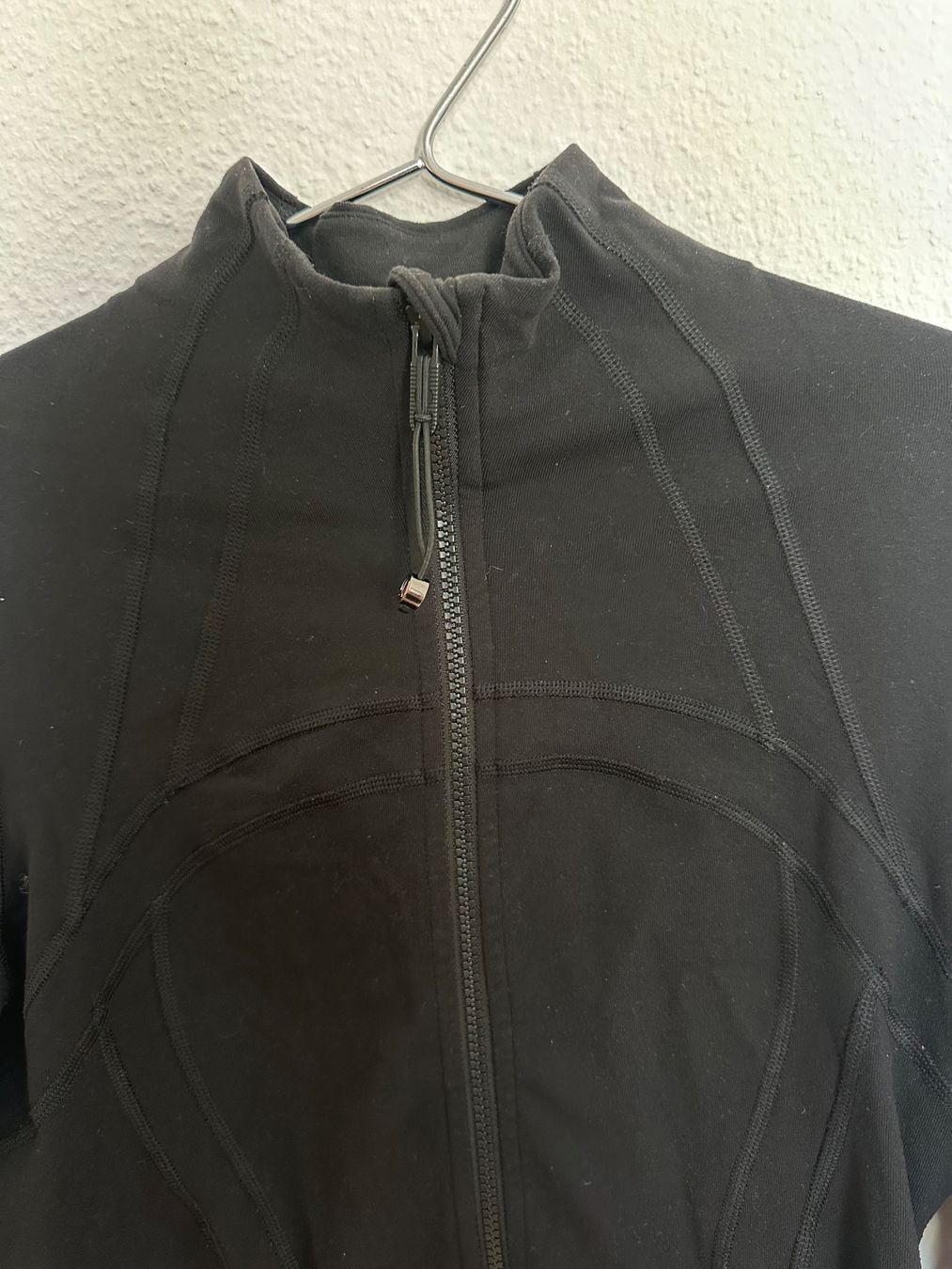 Lululemon Giacche: Lululemon Sportjacke – Usato da Zürich venduto da julia_le 1