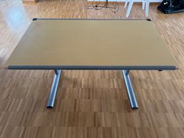 Schreibtisch verstellbar