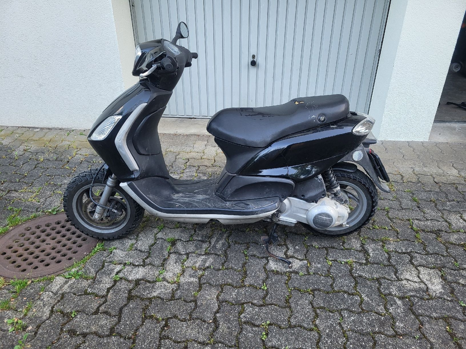 Piaggio Tutti pezzi di ricambio per scooter: piaggio fly 125 sitzbank – Usato da Zürich venduto da EuleCH 1