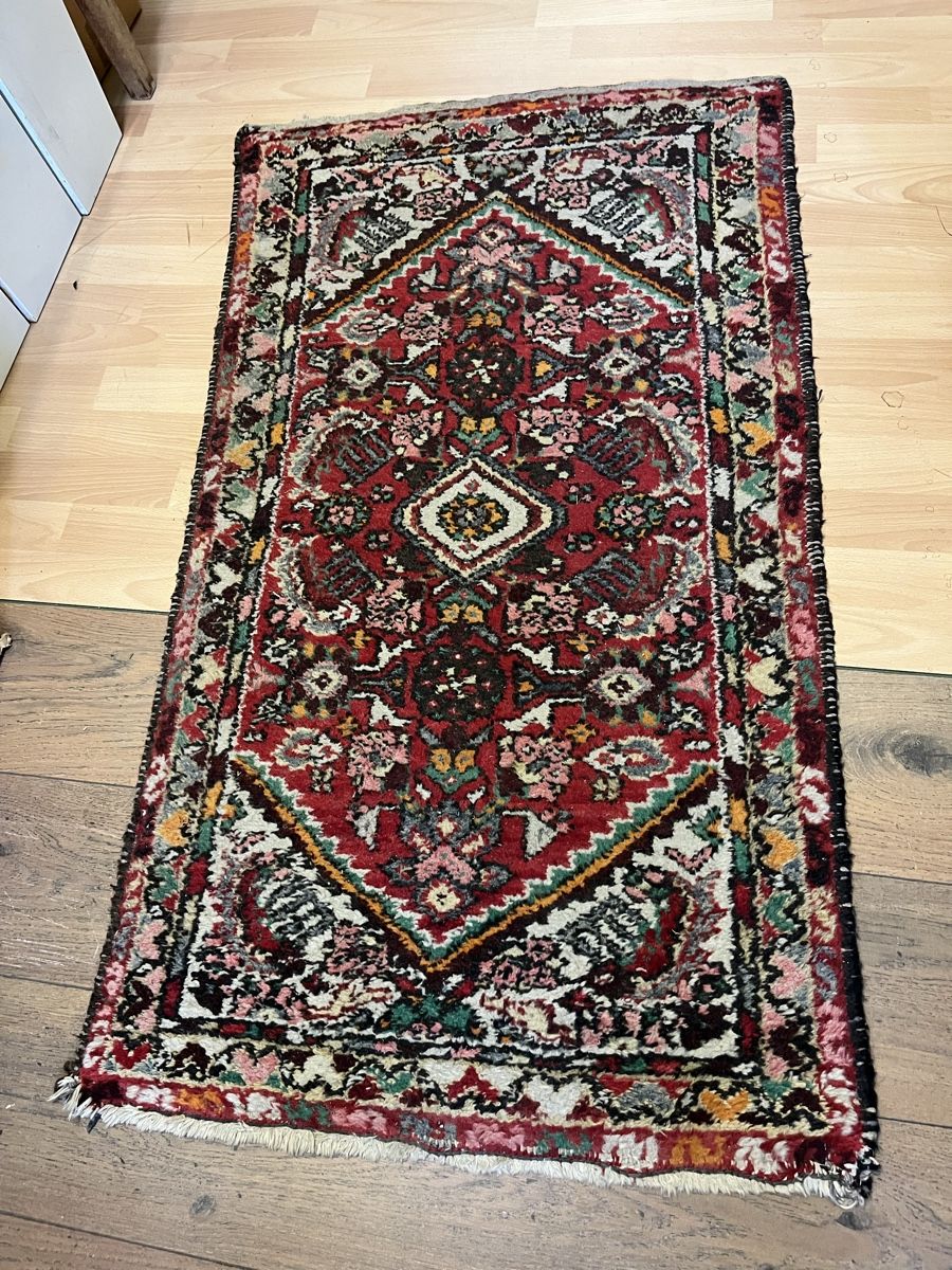 Teppiche: Teppich 67x125cm – Gebraucht aus Hindelbank von Warentaxi