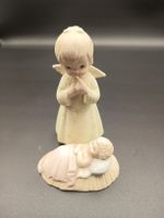 Porzellanfigur Engel mit Kind gebrauchter Zustand