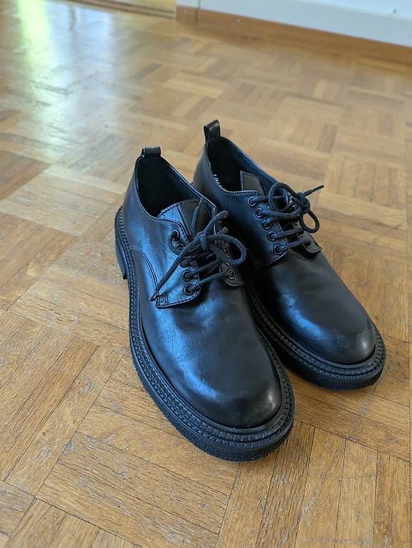 Scarpe da donna: Italienische Schuhe schwarz Leder – Usato da Zürich venduto da lin_6dtc