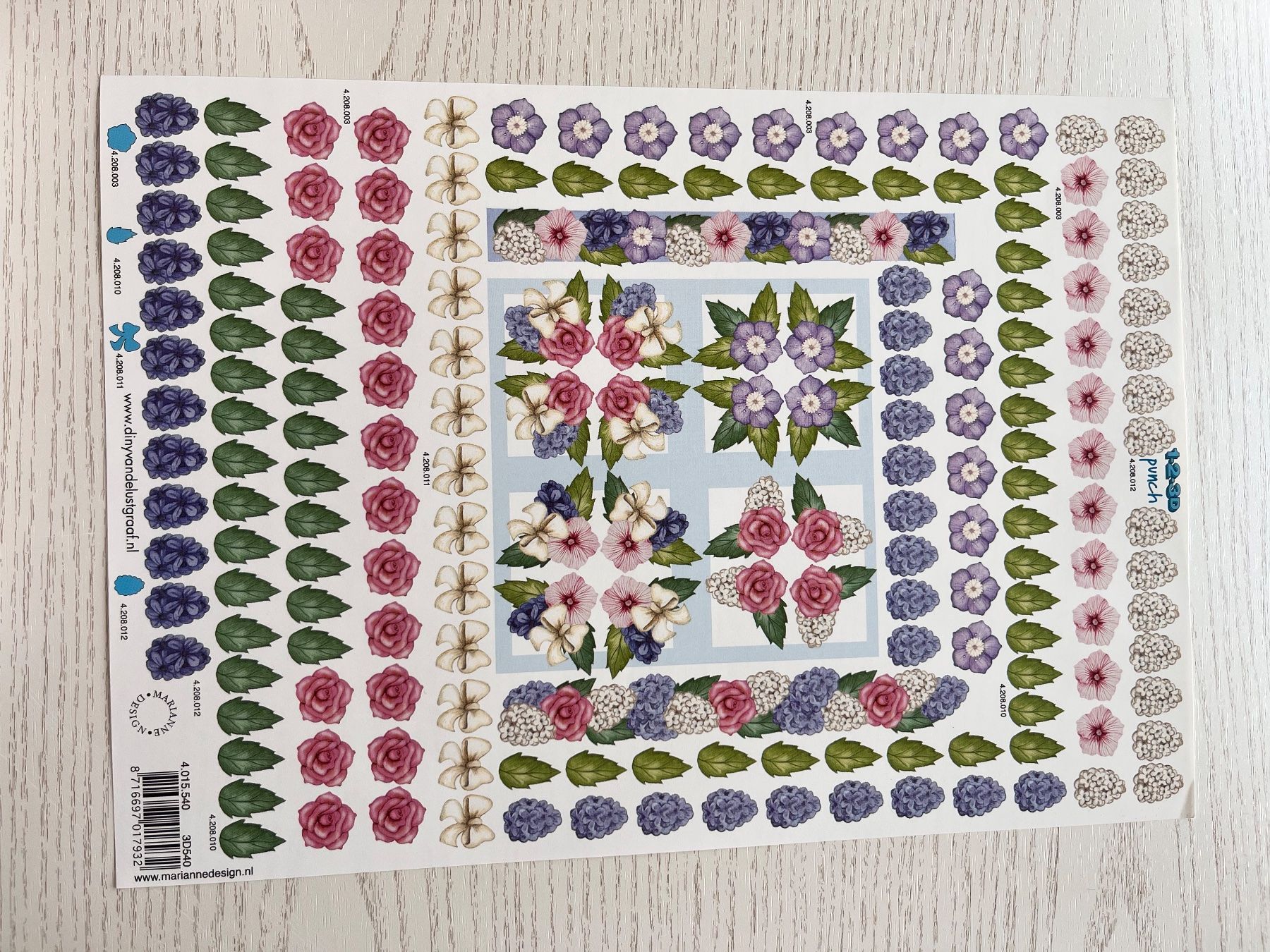 Kit bricolage: 1 Set Kartenbögen mit 10 Blumen Designs – Nuovo e nell'imballaggio originale da Büsserach venduto da bor_s88m 1