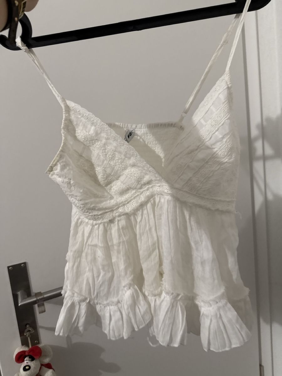 Tally Weijl Camicette, T-shirt & Top: débardeur blanc  – Usato da Sion venduto da ani_98tq