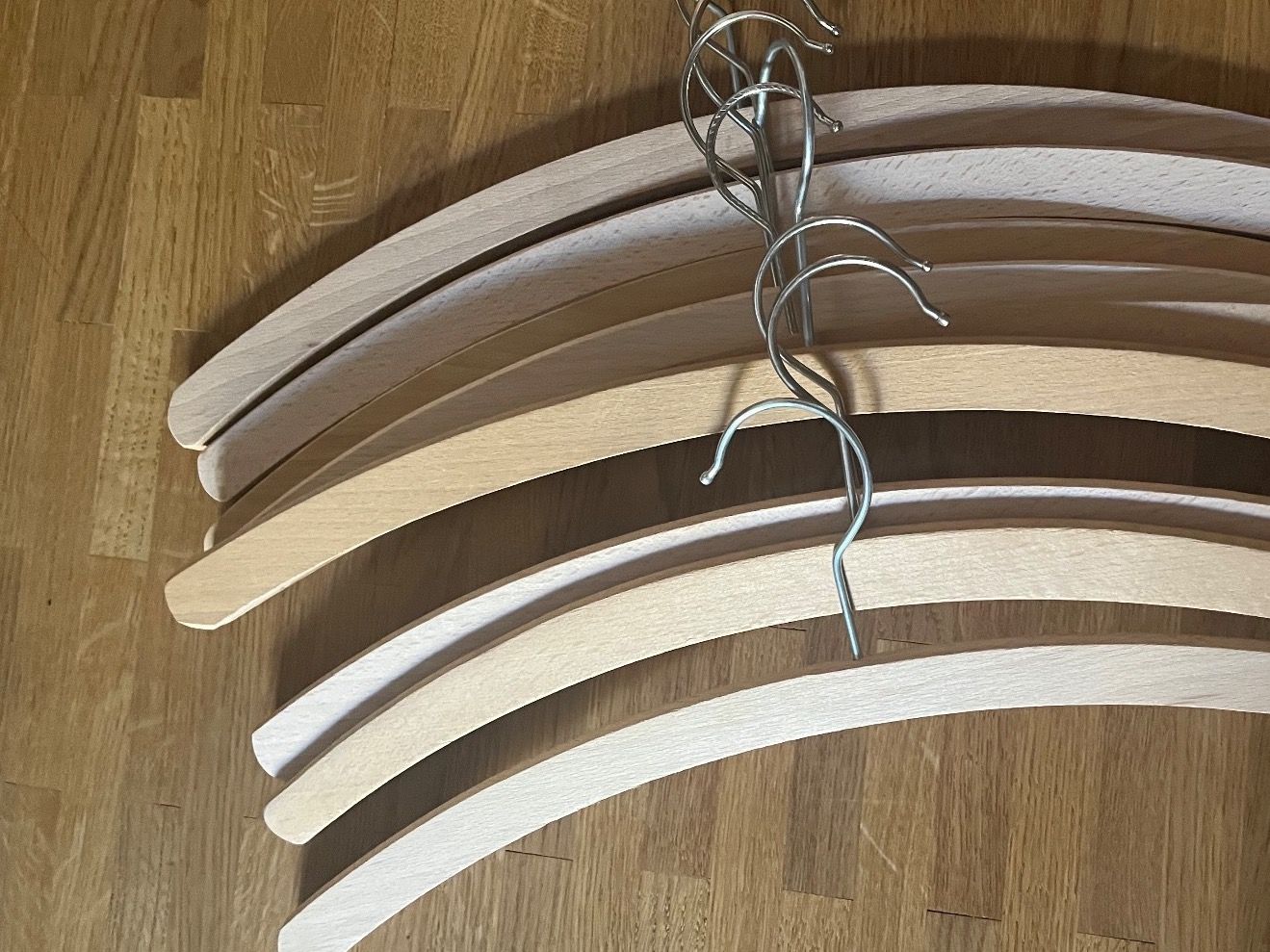 Appendiabiti: Classische Kleiderbügels 20 – Usato da Parpan venduto da SonneMondSternen