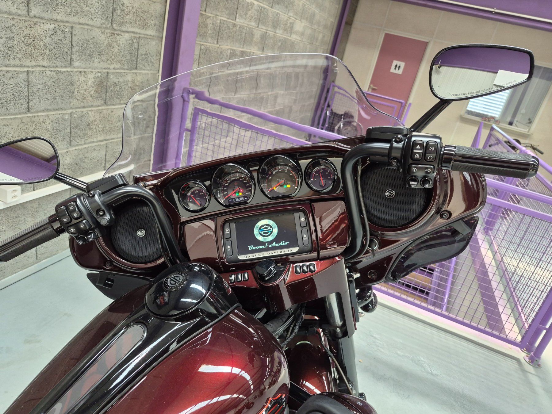Harley-Davidson Cruisers: Harley Davidson Electra Glide CVO 117ci – D'occasion à Visp par Automotomassa 3