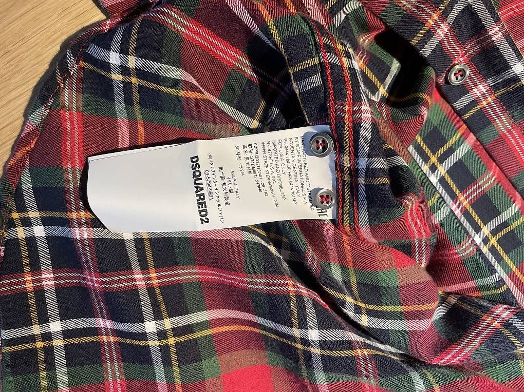 Camicie: Button-Down-Hemd von DSQUARED – Usato da Münchringen venduto da Nicole1981 1