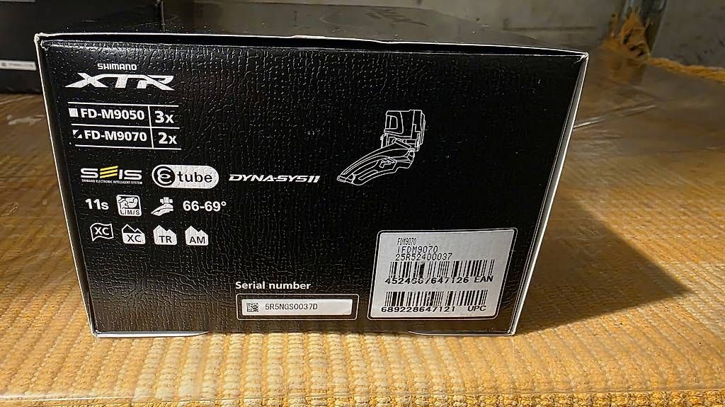 Pezzi di ricambio: Shimano XTR DI2 Umwerfer  – Usato da Oftringen venduto da riky123 1