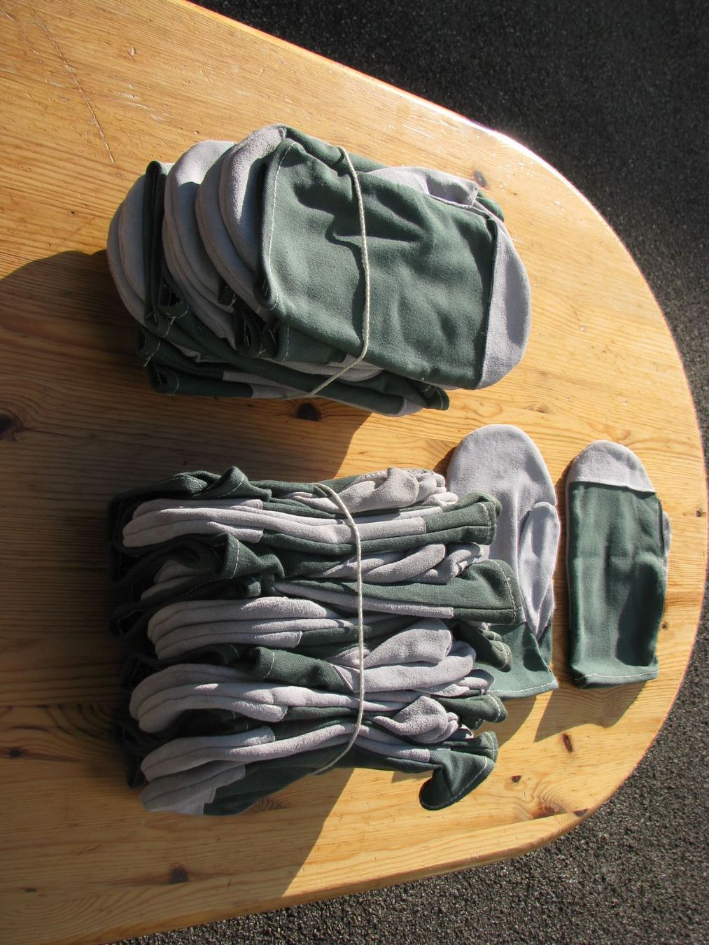 Handschuhe & Handstulpen: 1 P. Lederhandschuhe.Brombeeren ausr.usw – Neu (gemäss Beschreibung) aus Herzogenbuchsee von all-around 4