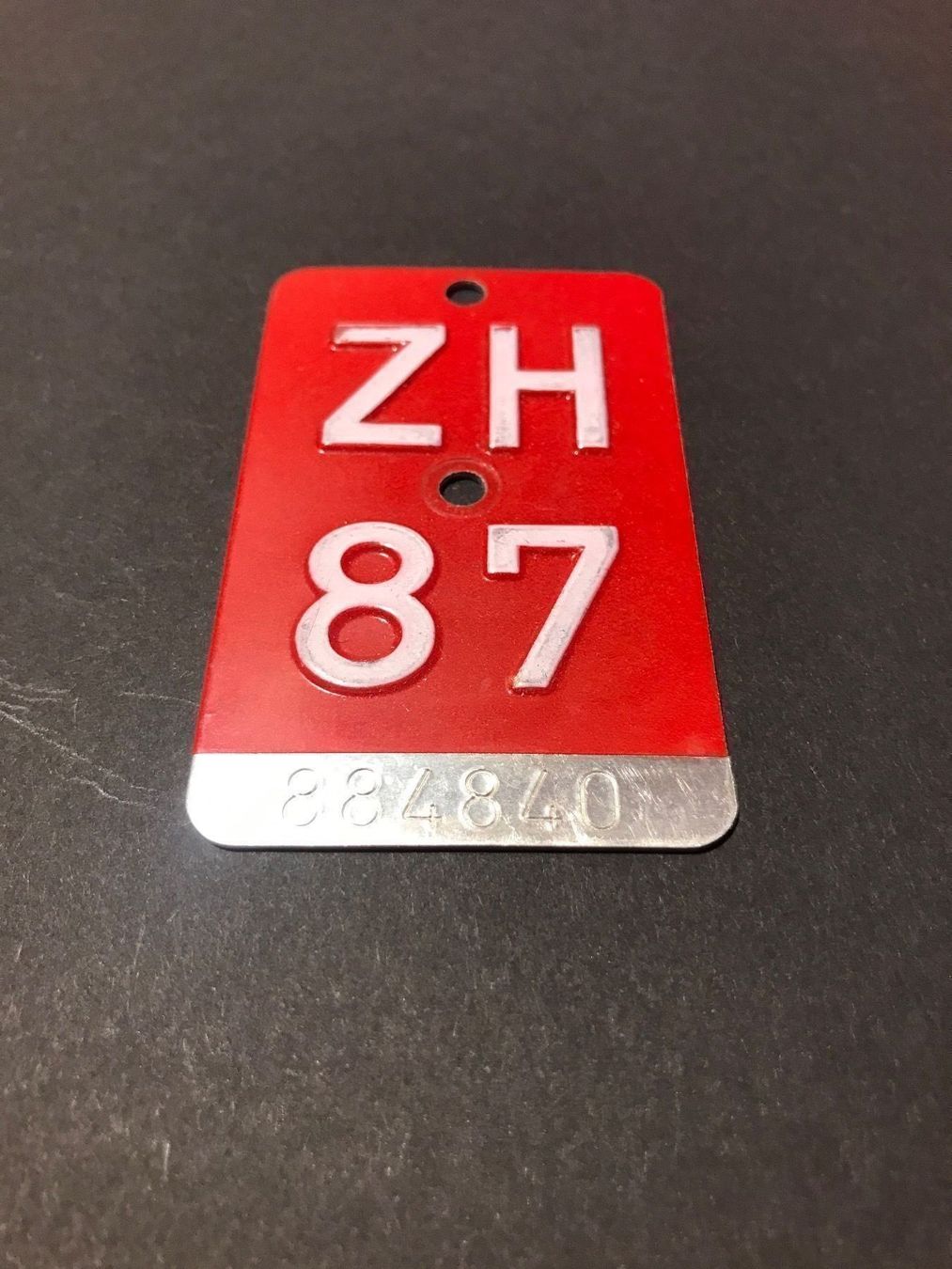 Insegne: ZH 87 – Usato da Feldmeilen venduto da Allerlei3112