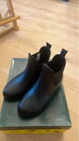 Bottine d’equitation noires, taille 32, neuve 