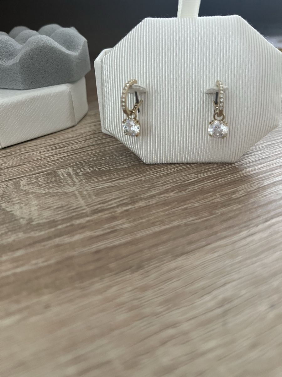 Swarovski Ohrringe & -stecker: Swarovski Creolen – Neu (gemäss Beschreibung) aus Hägglingen von h.hub