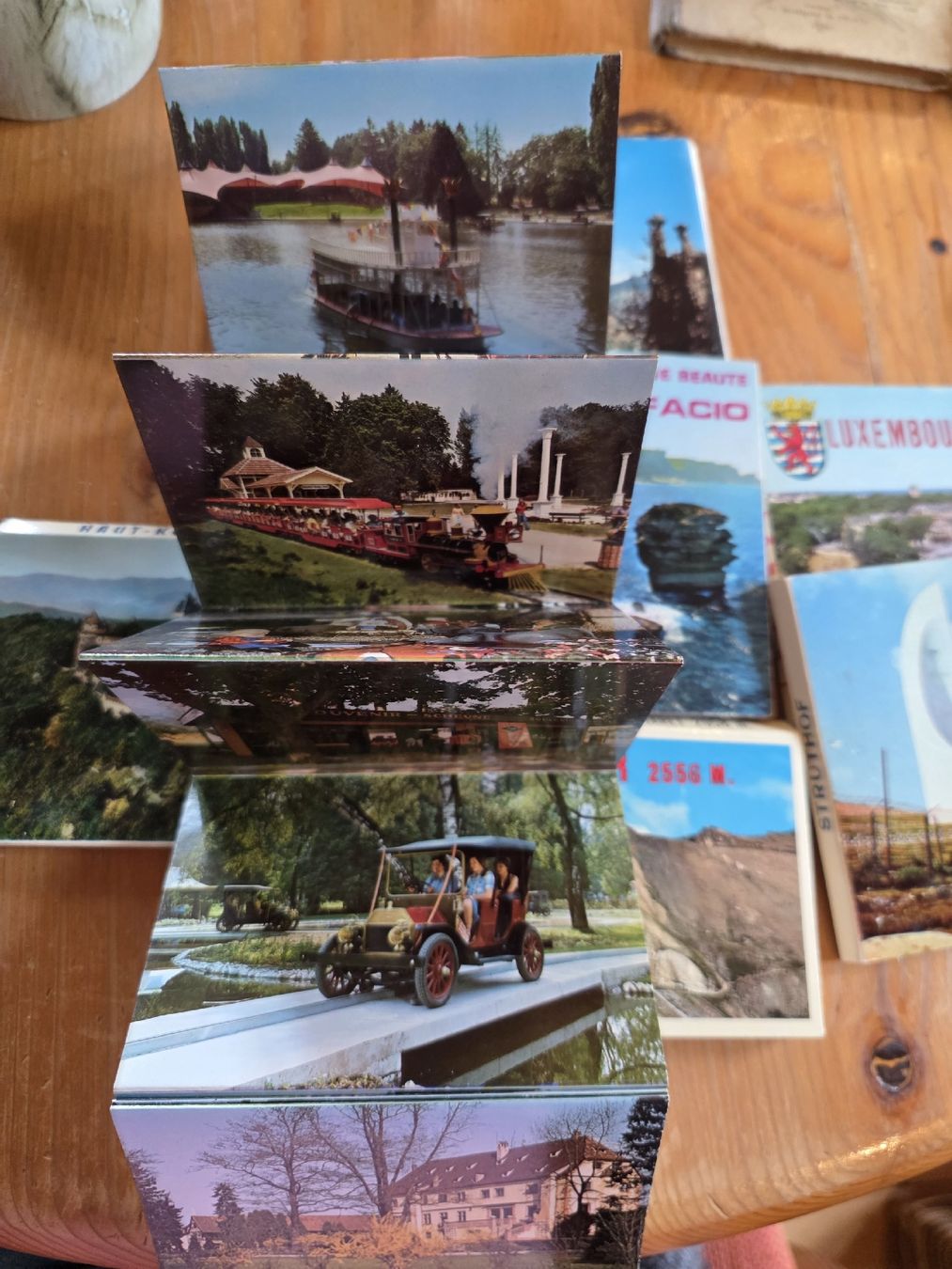 Cartoline postali: Konvolut 8 Sets Ansichtskarten klein, Reiseandenken, Vintage – Usato da Niedergösgen venduto da Bertiana 2