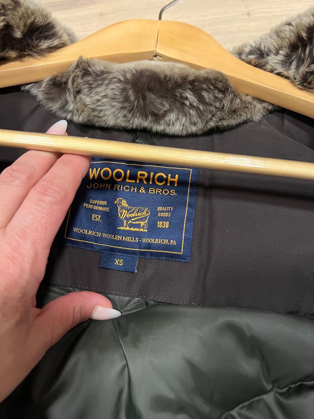Woolrich Cappotti: Woolrich Daunenparka – Usato da Bäretswil venduto da SoGi1519 5