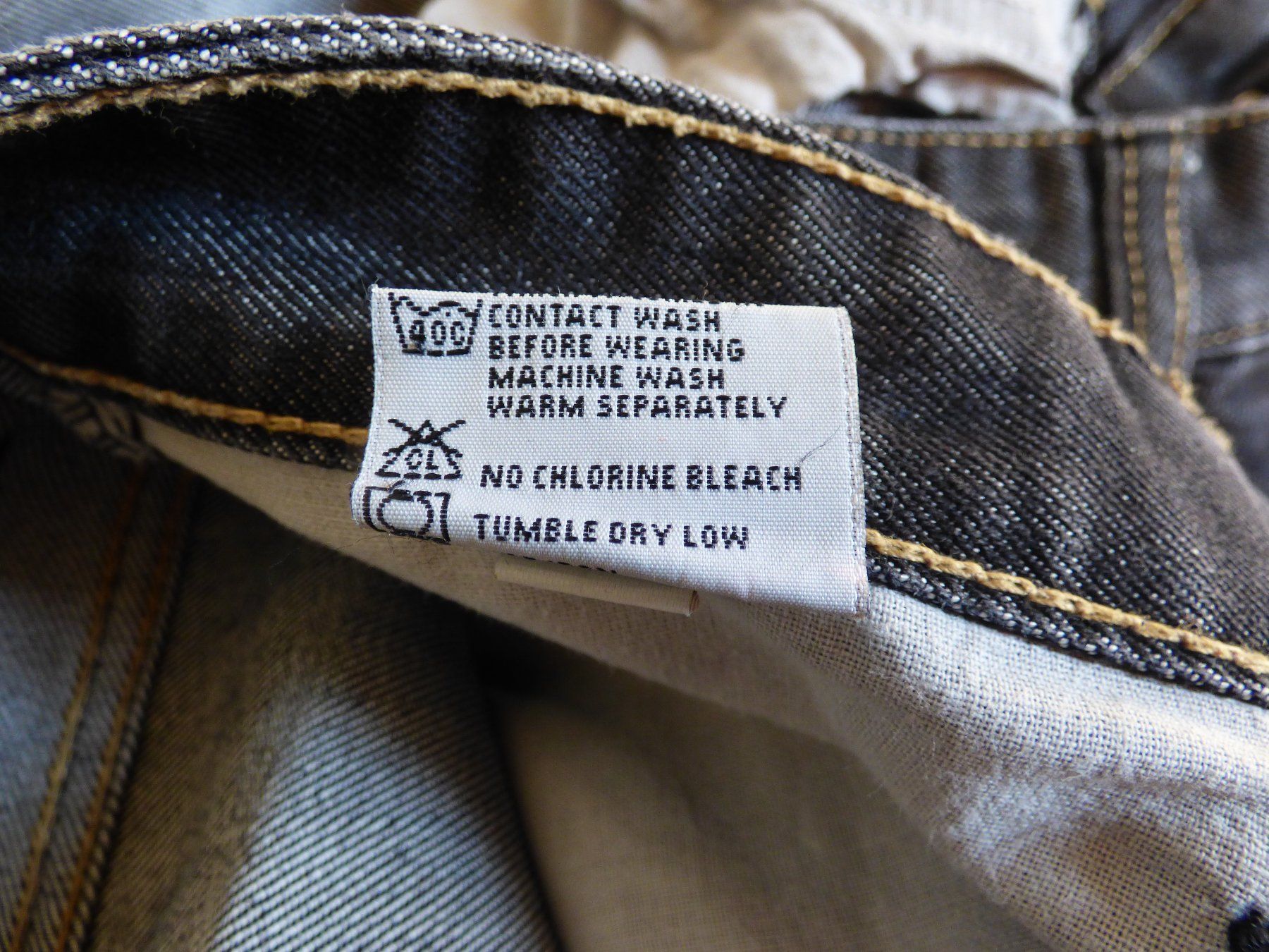 Hosen: 2 schwarze Jeans (Gr. 44/30) – Gebraucht aus Zürich von Goulliver 3