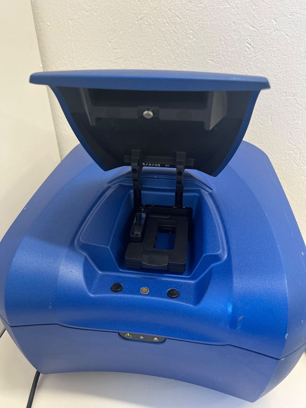 Accessori da laboratorio: Axon Labs GenePix Personal 4100A inkl. SCSI Interface Karte – Usato da Niederdorf venduto da LeptonAG_Labor 4