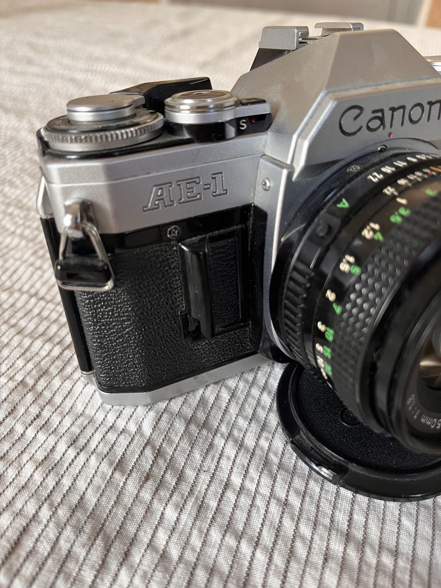 Canon Kamera: Canon AE-1 – Gebraucht aus Winterthur von elf_nuenzg 3