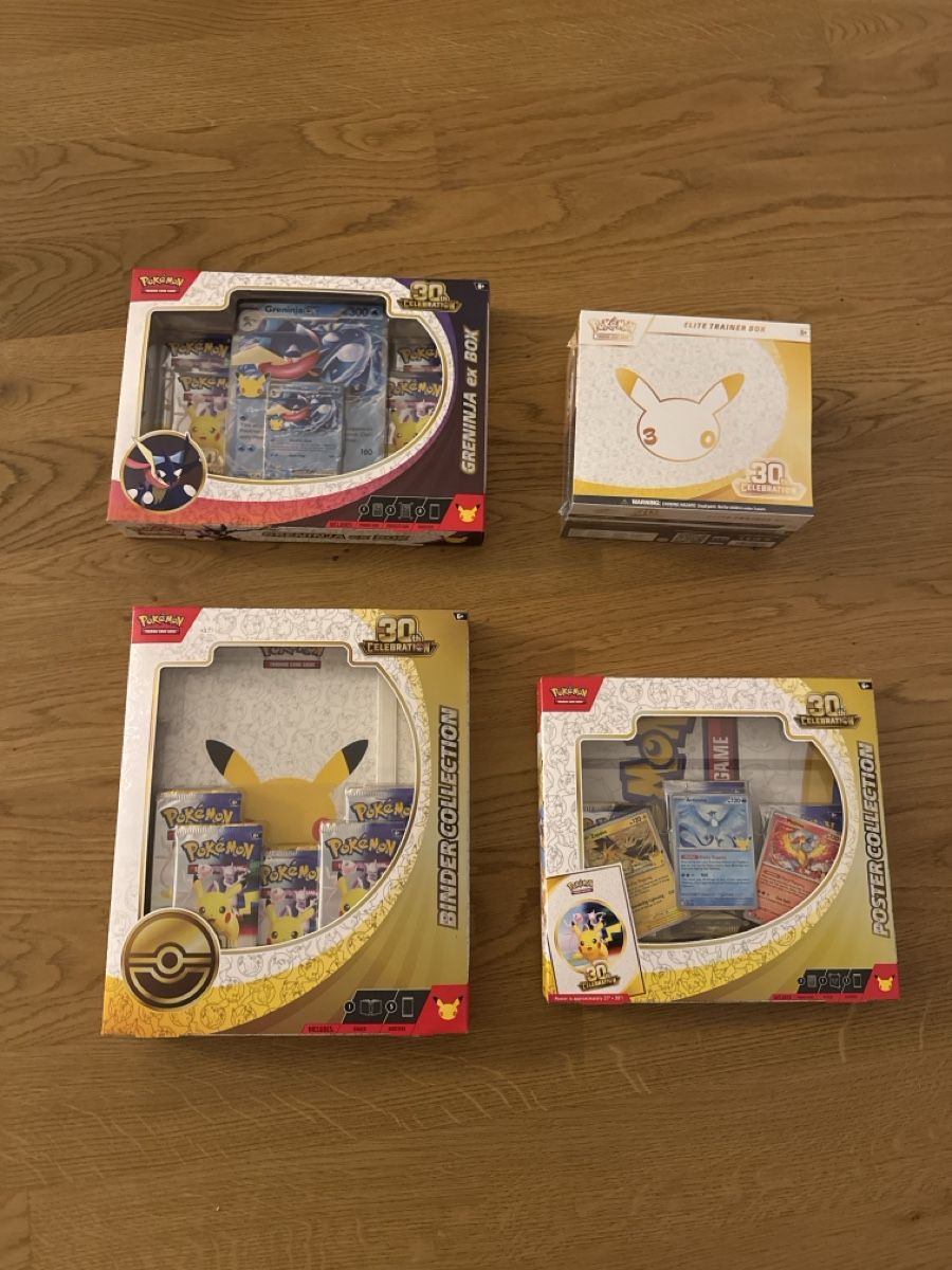 Pokémon Sammelbilder & Trading cards: Pokemon ETB 30th celebration – Neu und originalverpackt aus Lausen von Loran13