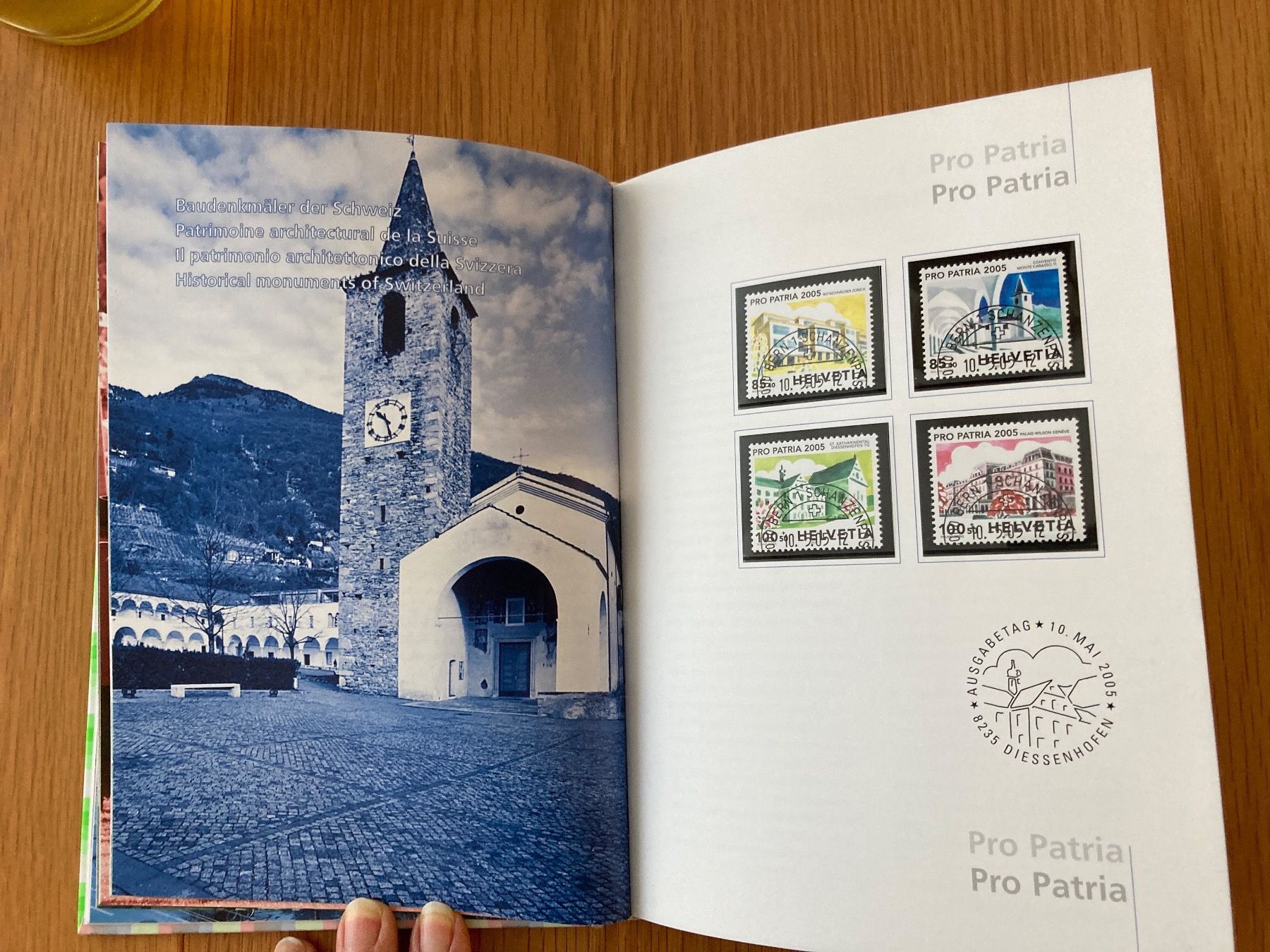 Alle Briefmarken: Jahrbuch JB 38 2005 ET gestempelt – Neu und originalverpackt aus Winterthur von Quilterin 1
