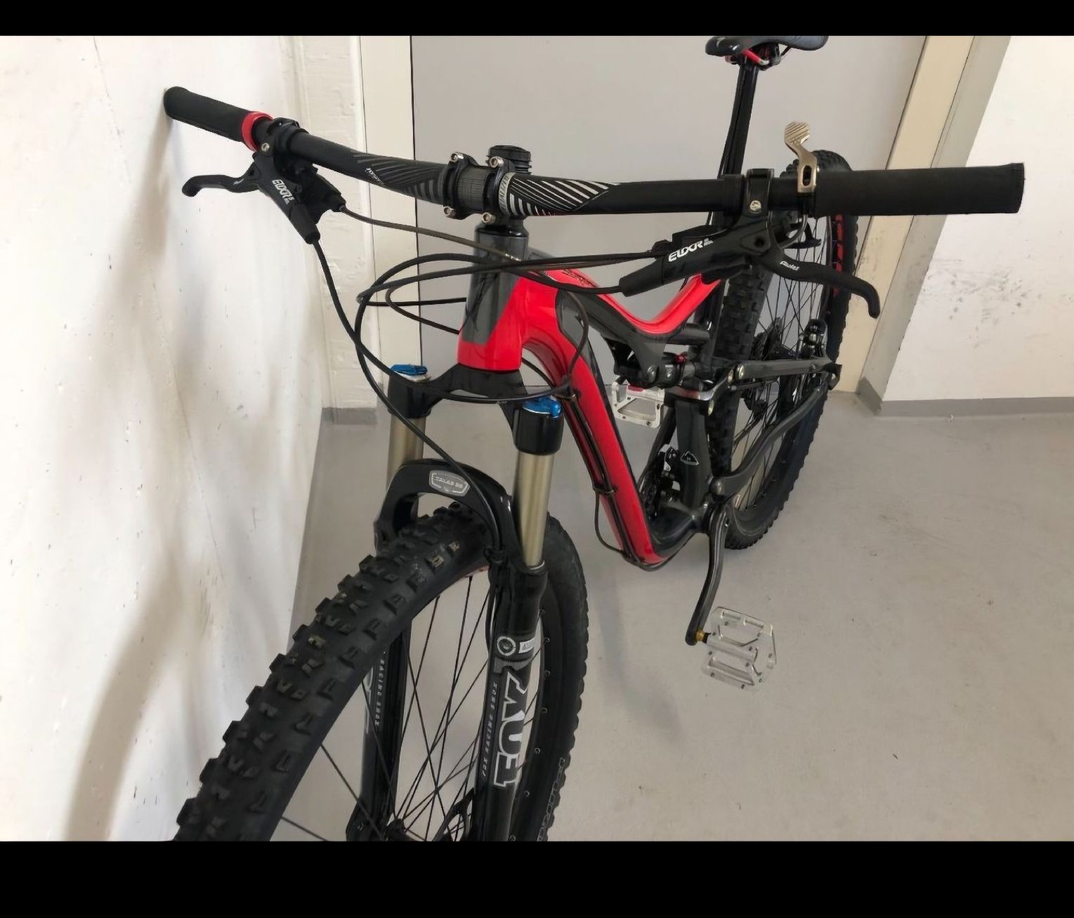 Specialized Vélos: Specialized Stumpjumper Elite Grösse M – D'occasion à Umiken par alv_jf5n 1