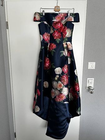 Abendkleid Chi Chi London