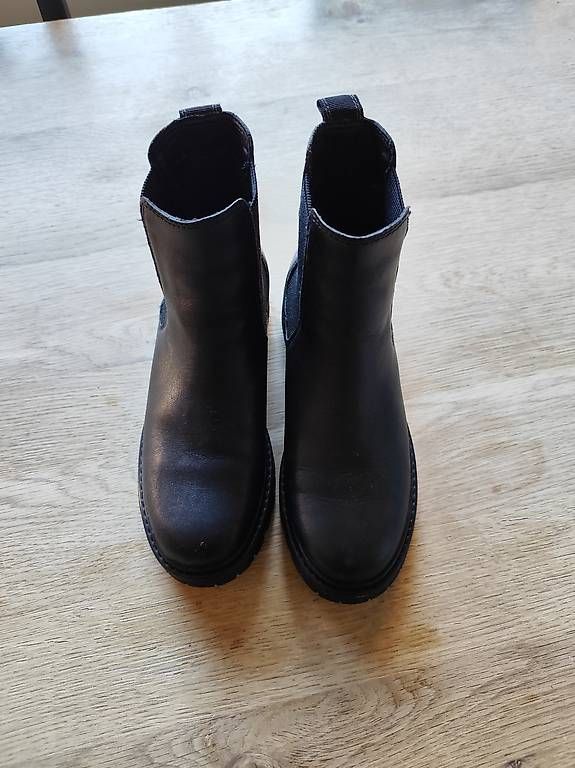Damenschuhe: Stiefeletten – Gebraucht aus Flums von tin_zk28 2