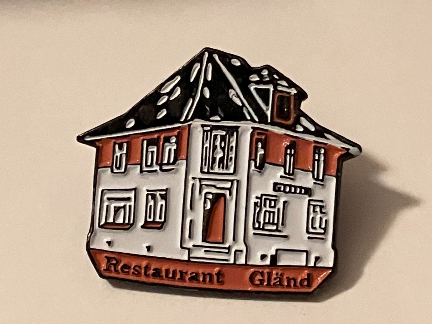 Placchette & Badge: 1 Pin Restaurant Gländ – Usato da Basel venduto da djwwpp