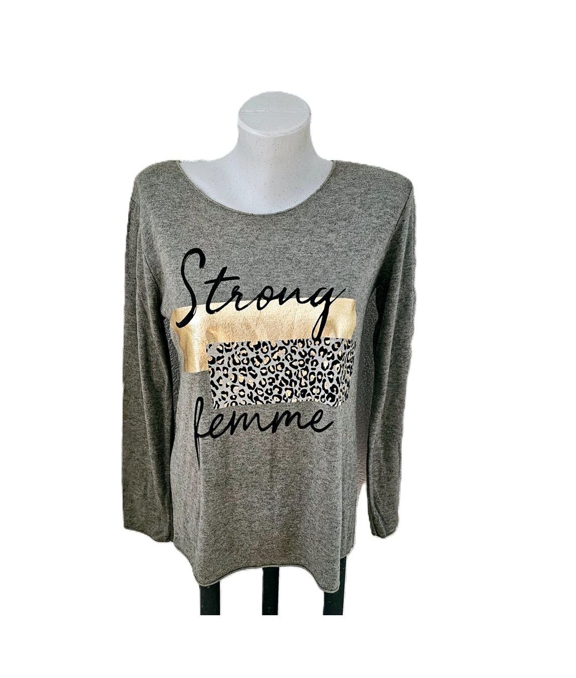 Pulls & Sweat-shirts: leichter Pullover ca. Gr. M kuschelig mit Angora + Wolle – D'occasion à Füllinsdorf par Sunnebliemli7